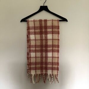 Aritzie Wilfred Ganna Scarf
